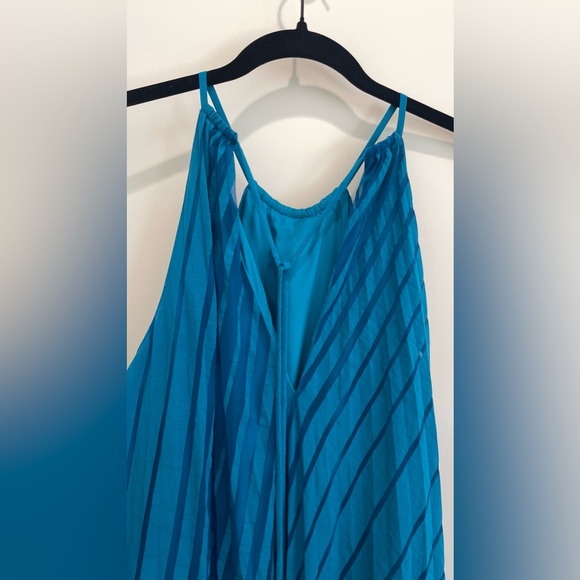 Club Monaco Burnout Pleated Maxi Dress in turquoise women’s size 8 - Picture 10 of 13
